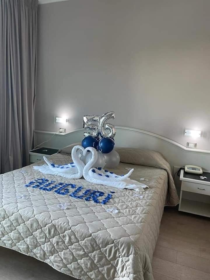 Hotel Maja Pescara Bagian luar foto