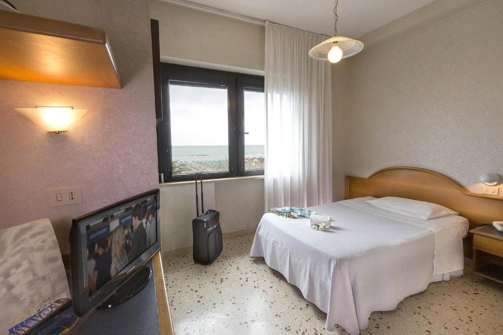 Hotel Maja Pescara Bagian luar foto