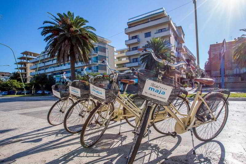 Hotel Maja Pescara Bagian luar foto
